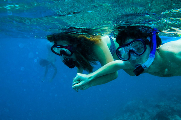 Snorkelling at Matemwe Lodge