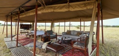 Legendary Serengeti Mobile Camp - Main area